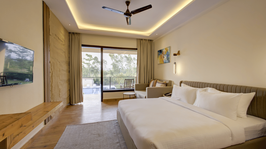 Deluxe King Room