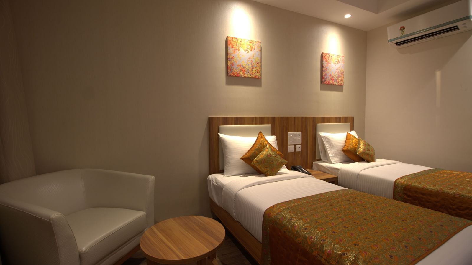 Le ROI Raipur Hotel Raipur room leroi hotel raipur