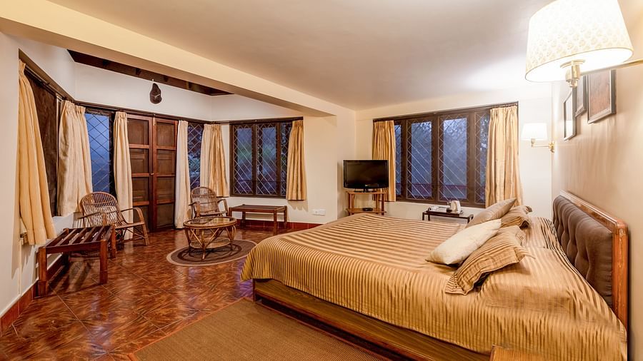 Luxury Suite Bedroom 1