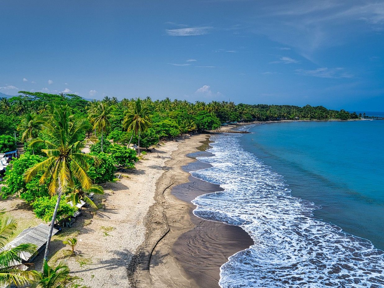 4k-wallpaper-bay-beach-2213443