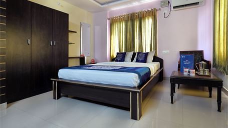 Hotel Maruthi Residency, Hyderabad  ac maruthi res
