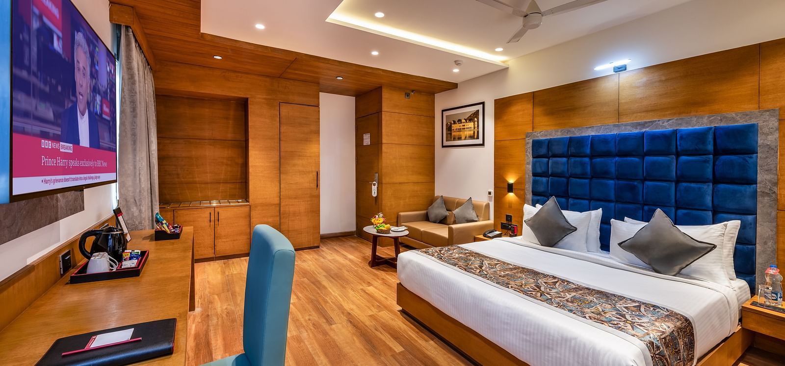 Exhecutive room 2
