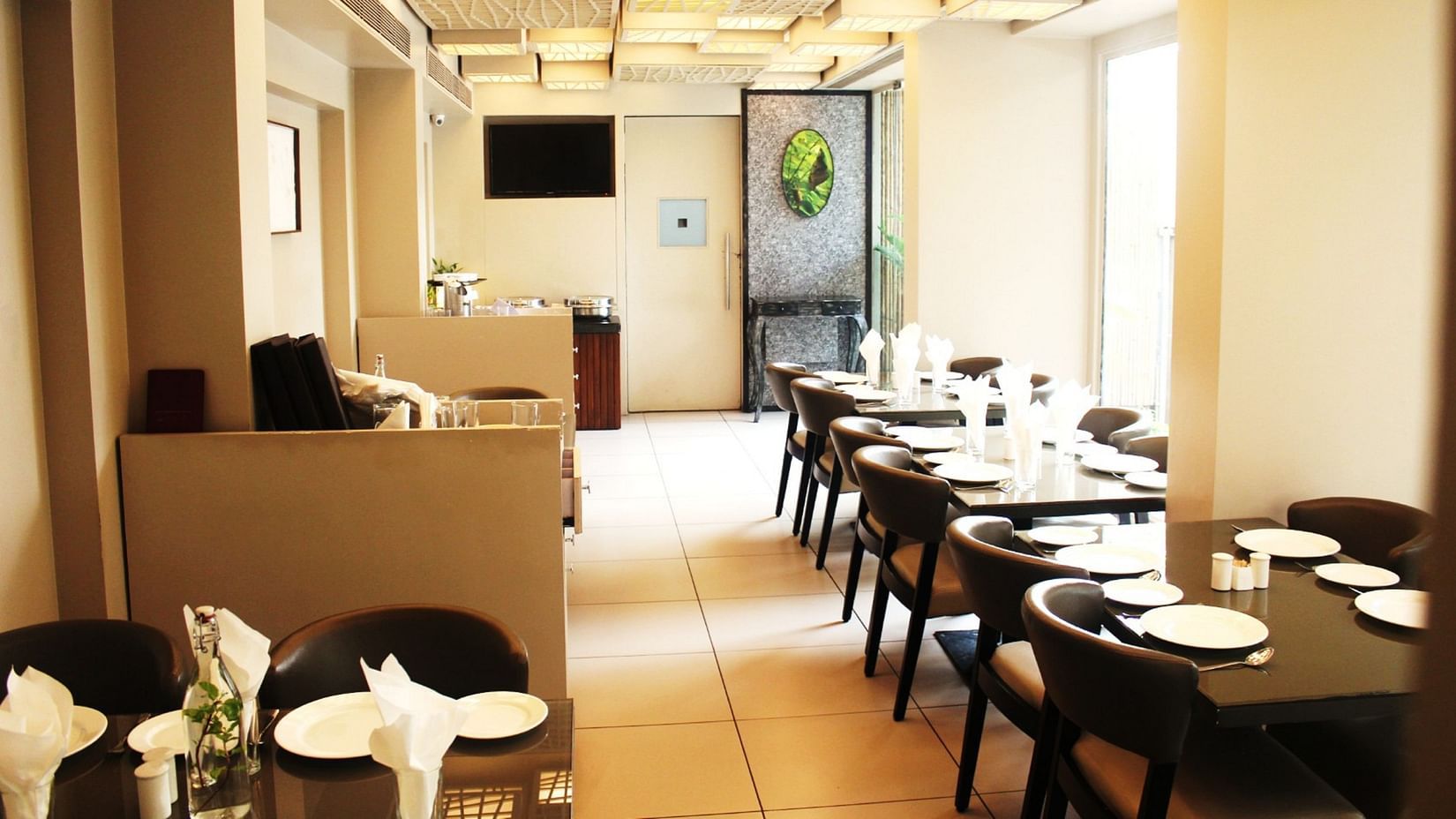 Cocoon Restaurant in Andheri East  Dragonfly Hotel  Hotel in Andheri 173