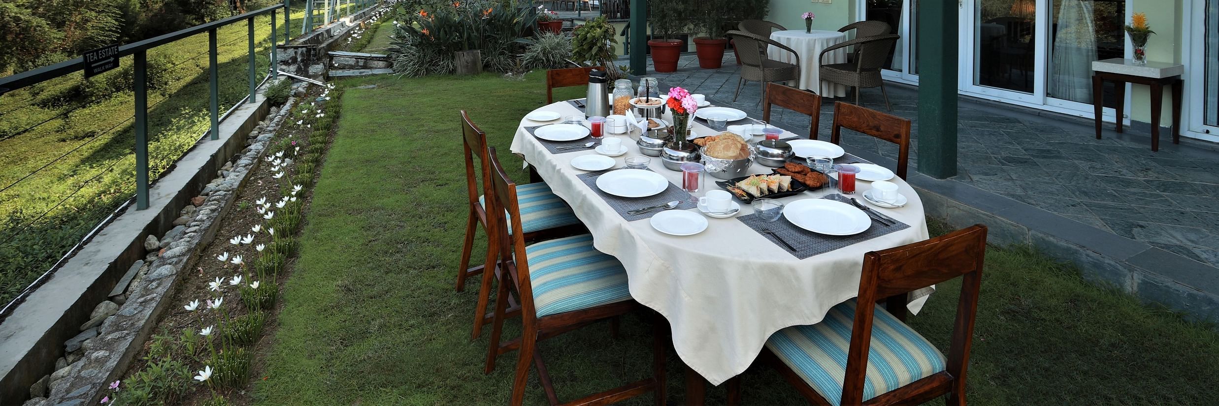 Garden Breakfast @ Lamrin Norwood Green, Palampur