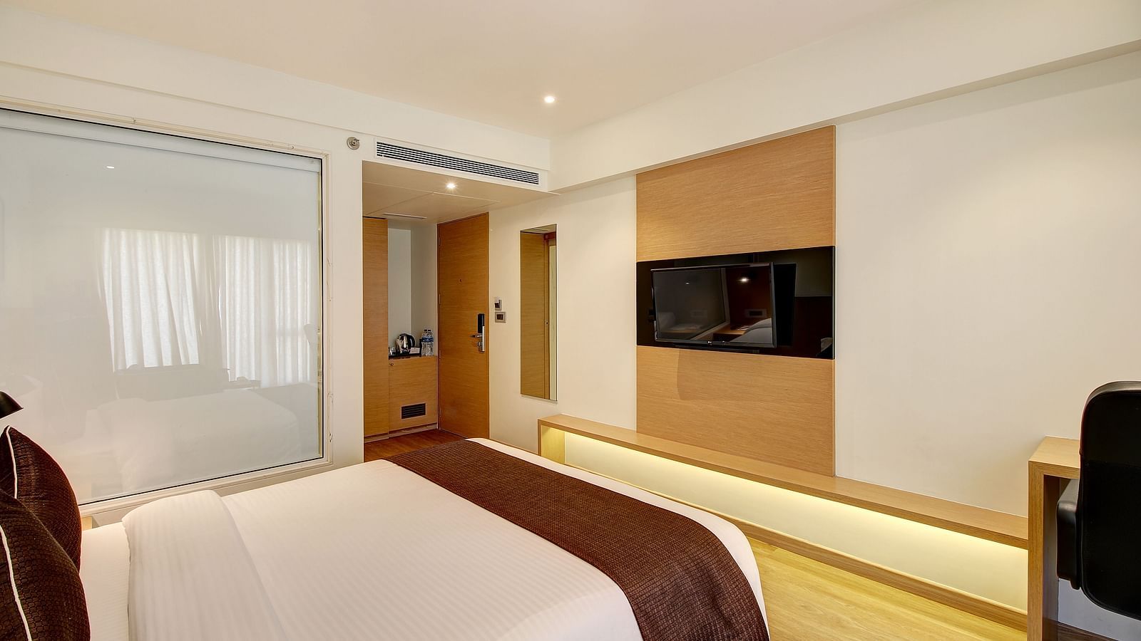 Premium Room at Hotel Mumbai House, Ghansoli