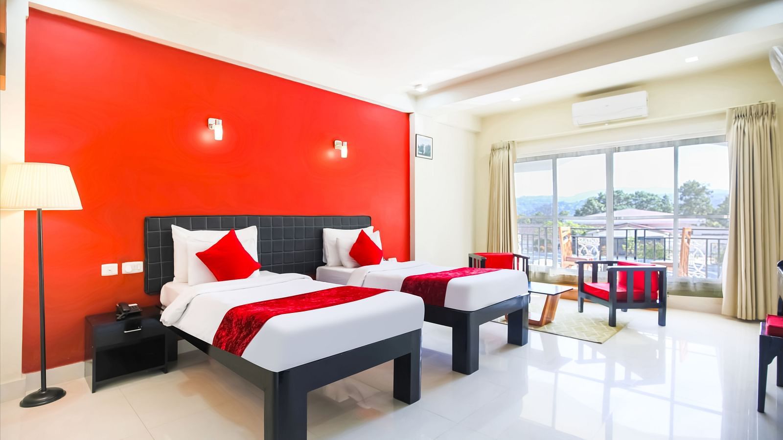 Premium twin bed room with Garden view