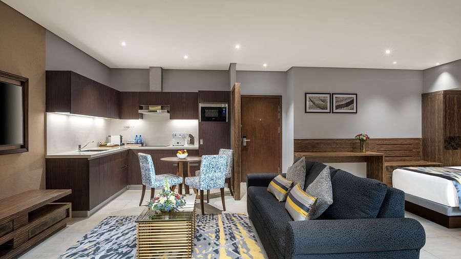 Executive Suite 1 - Living Room