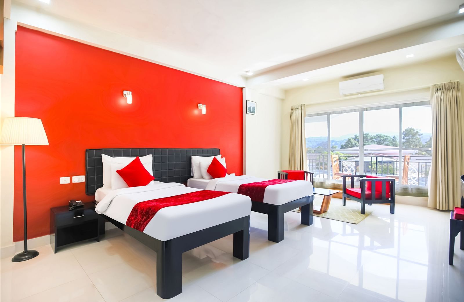Premium twin bed room with Garden view