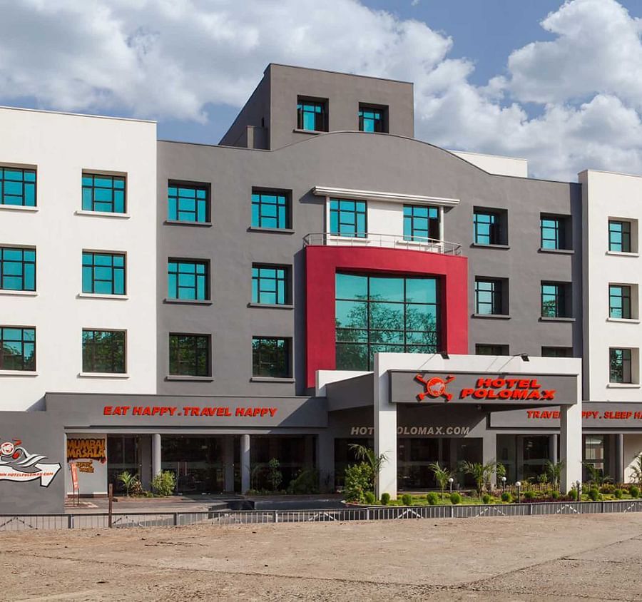 alt-text Hotel Polo Max Jabalpur, facade 