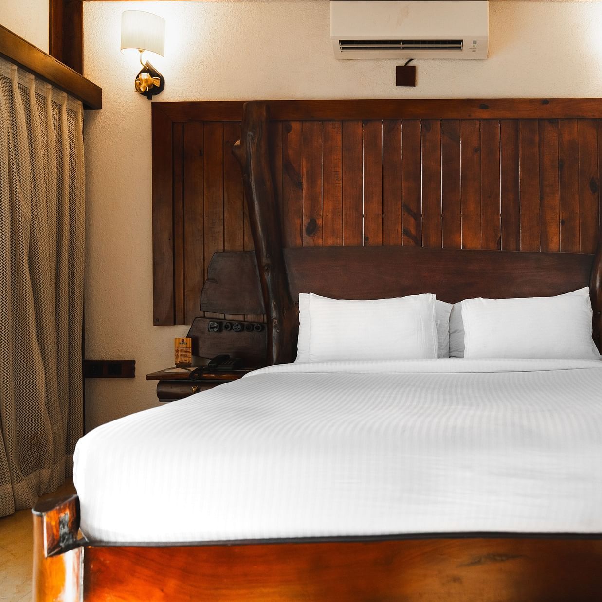 Luxury cottage room