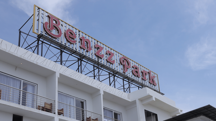 Benzz Park