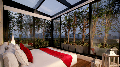 Elegant and stylish room at Night Under the Sky