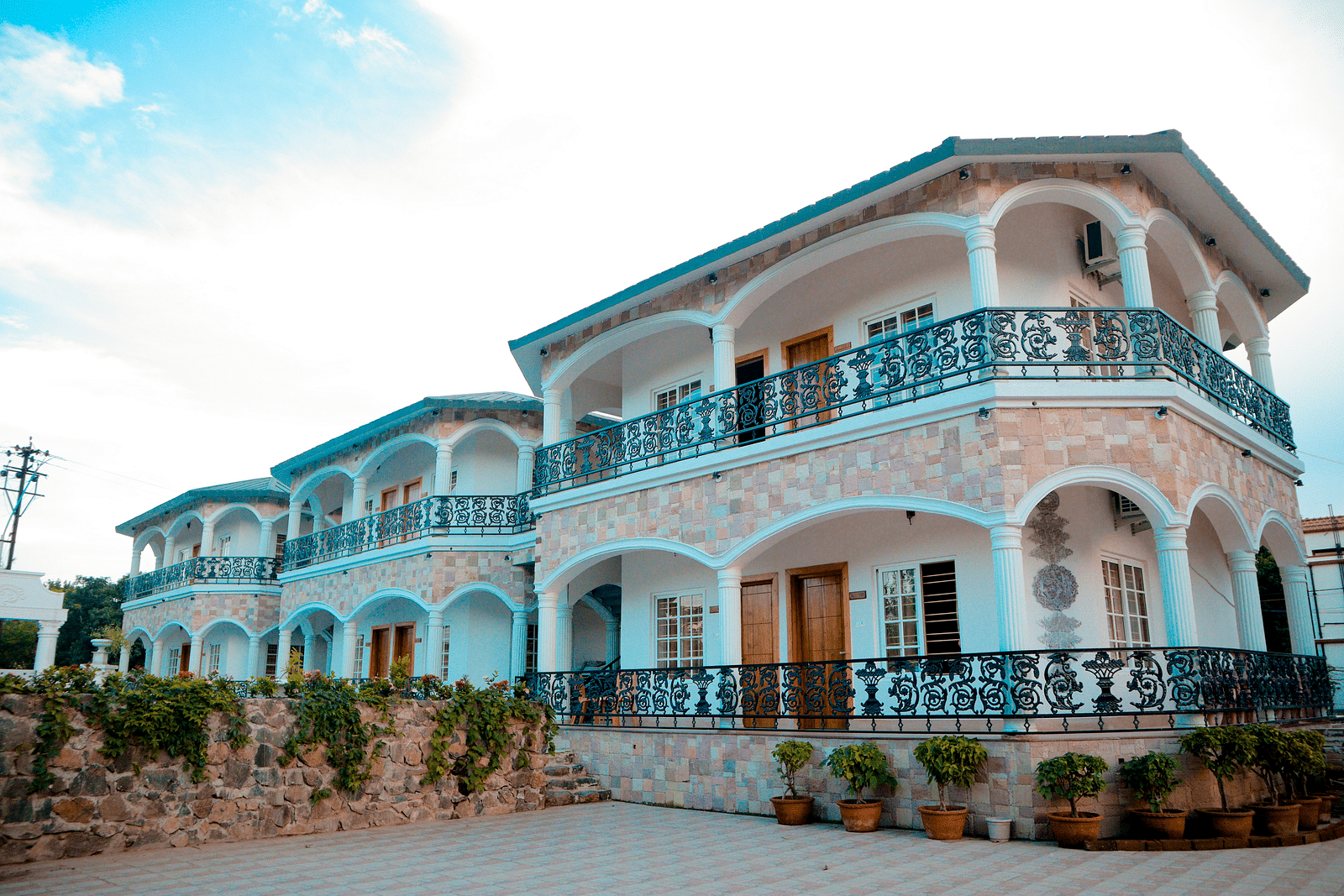 facade image of dip holidays in bright day light