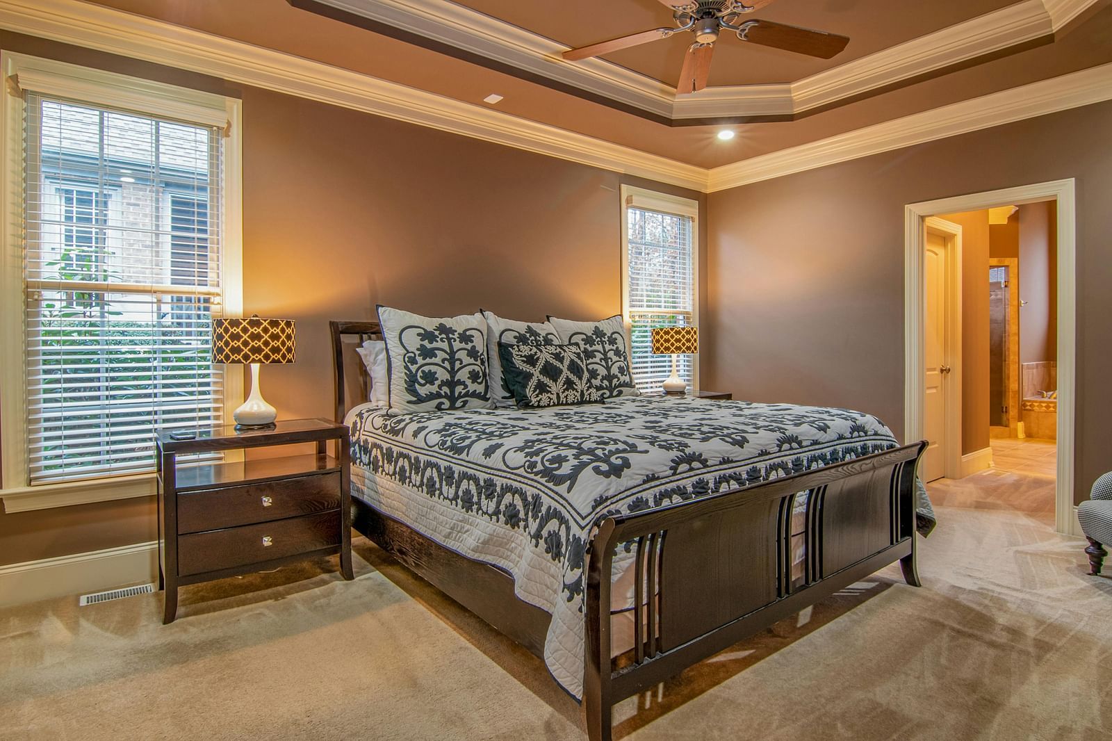 A king size bed in a room.