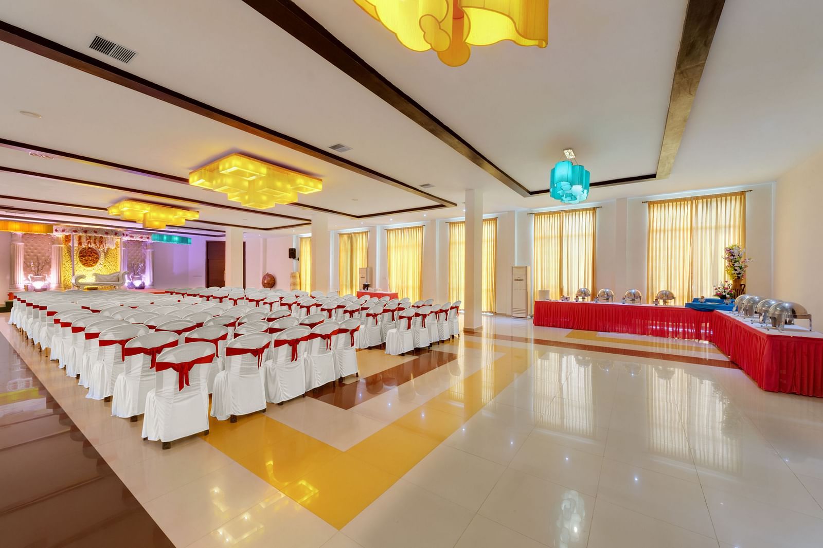 A behind shot of Muthu Mahal banquet hall in SRM Hotel in Tuticorin , Banquet Hall in Tuticorin 