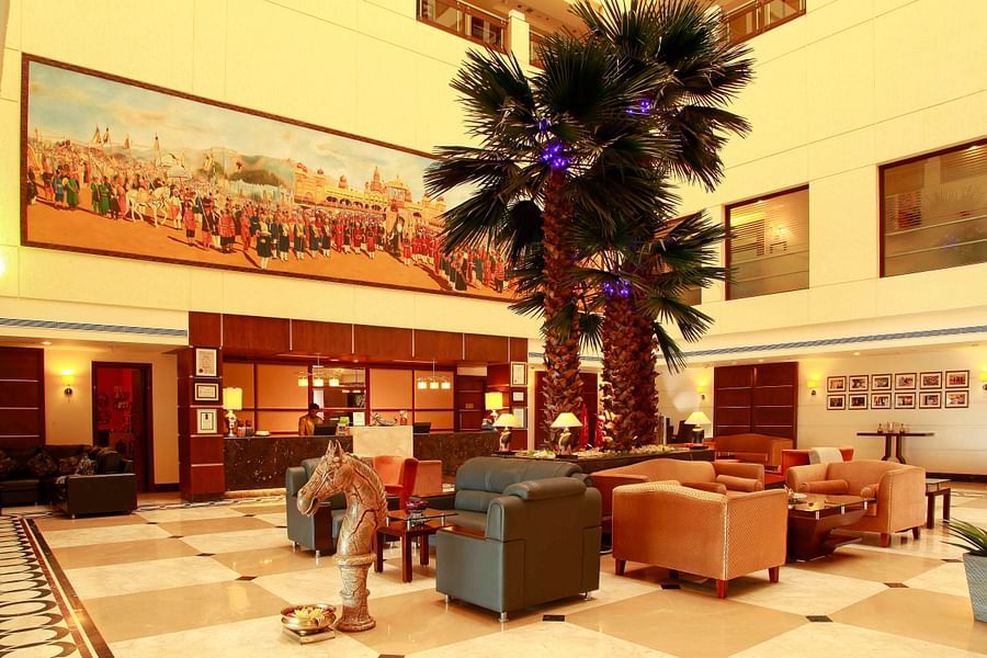 lobby of la classic hotel on hosur road