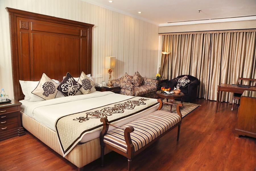Business Suite, The Bristol Hotel Gurgaon, 5-star Hotel In Gurgaon 7721
