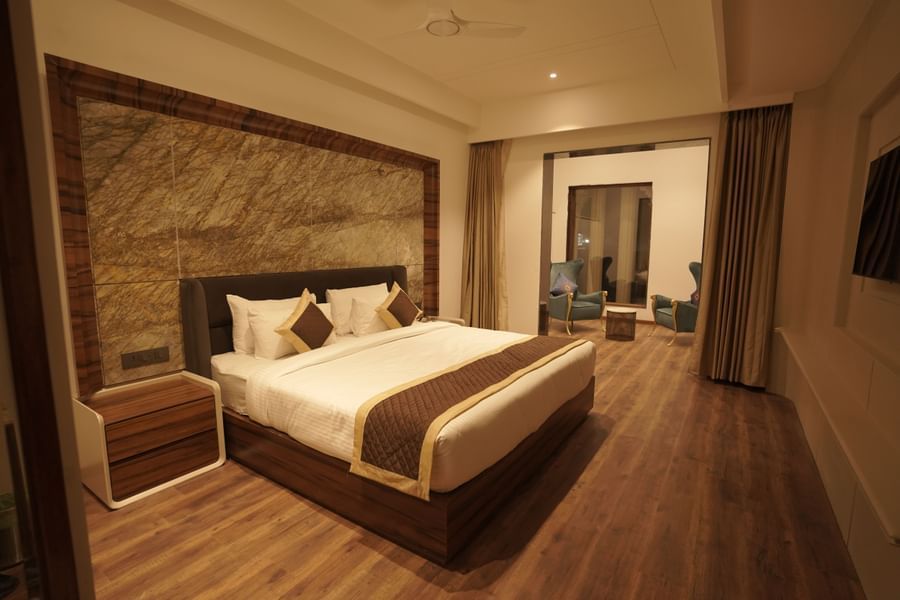 superior room with king size bed at Classic Sapphire by Ananta
