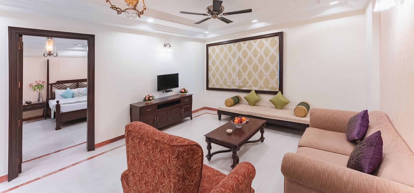 Deluxe Suite2