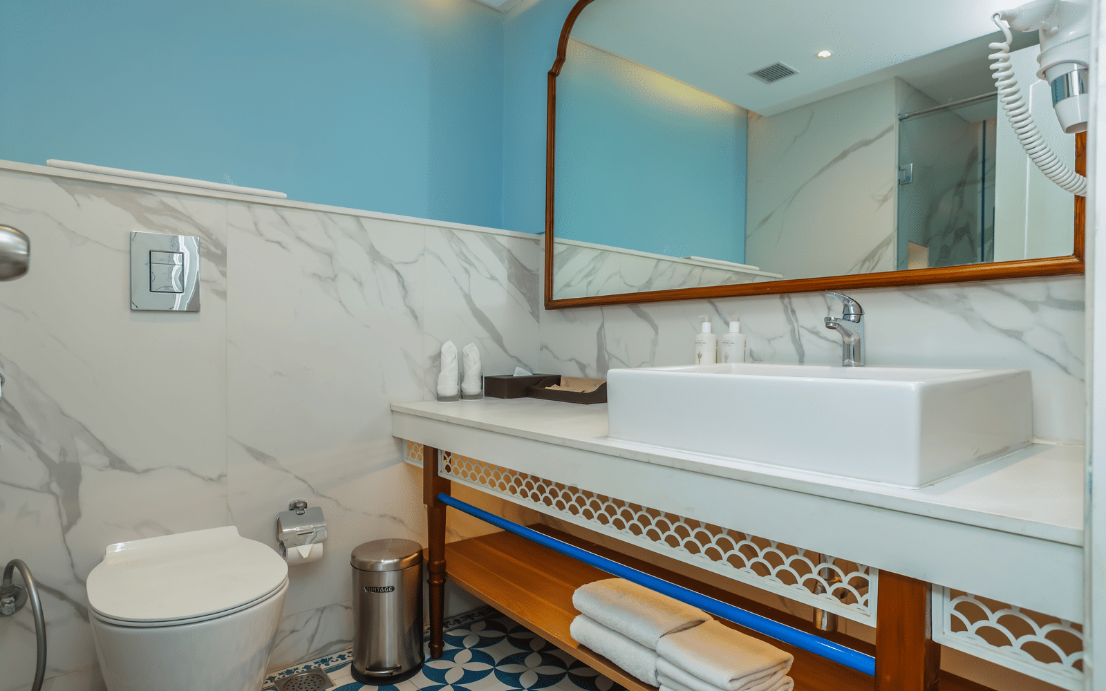 Bathroom 3 - Copy