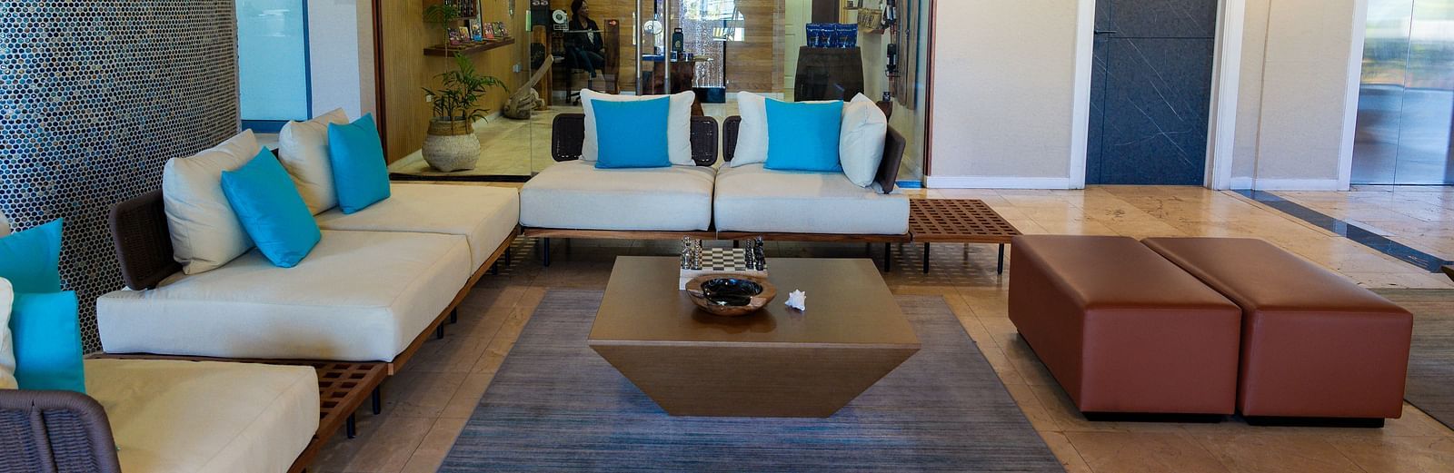 An image of a lobby in front of the gift shop - Hotel 39, Jamaica (Montego Bay)