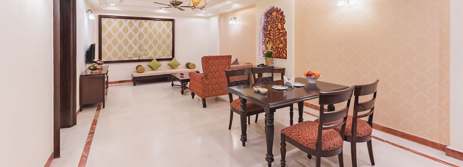 Deluxe Suite