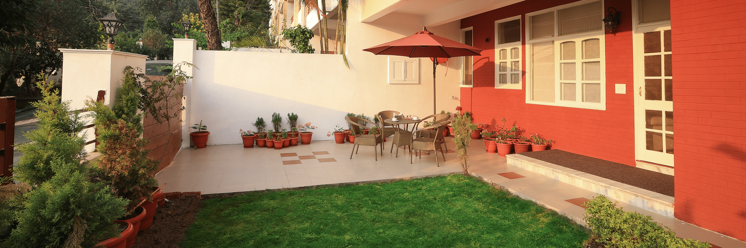 Garden overlooking the cottage - Lamrin Boutique Cottages Rishikesh