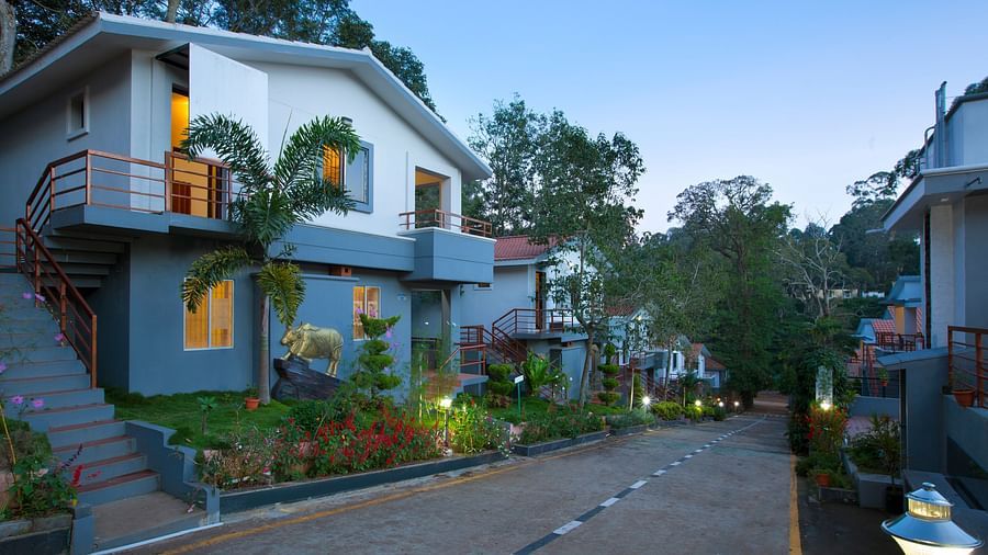 Facade of TGI Star Holiday Resort Yercaud 