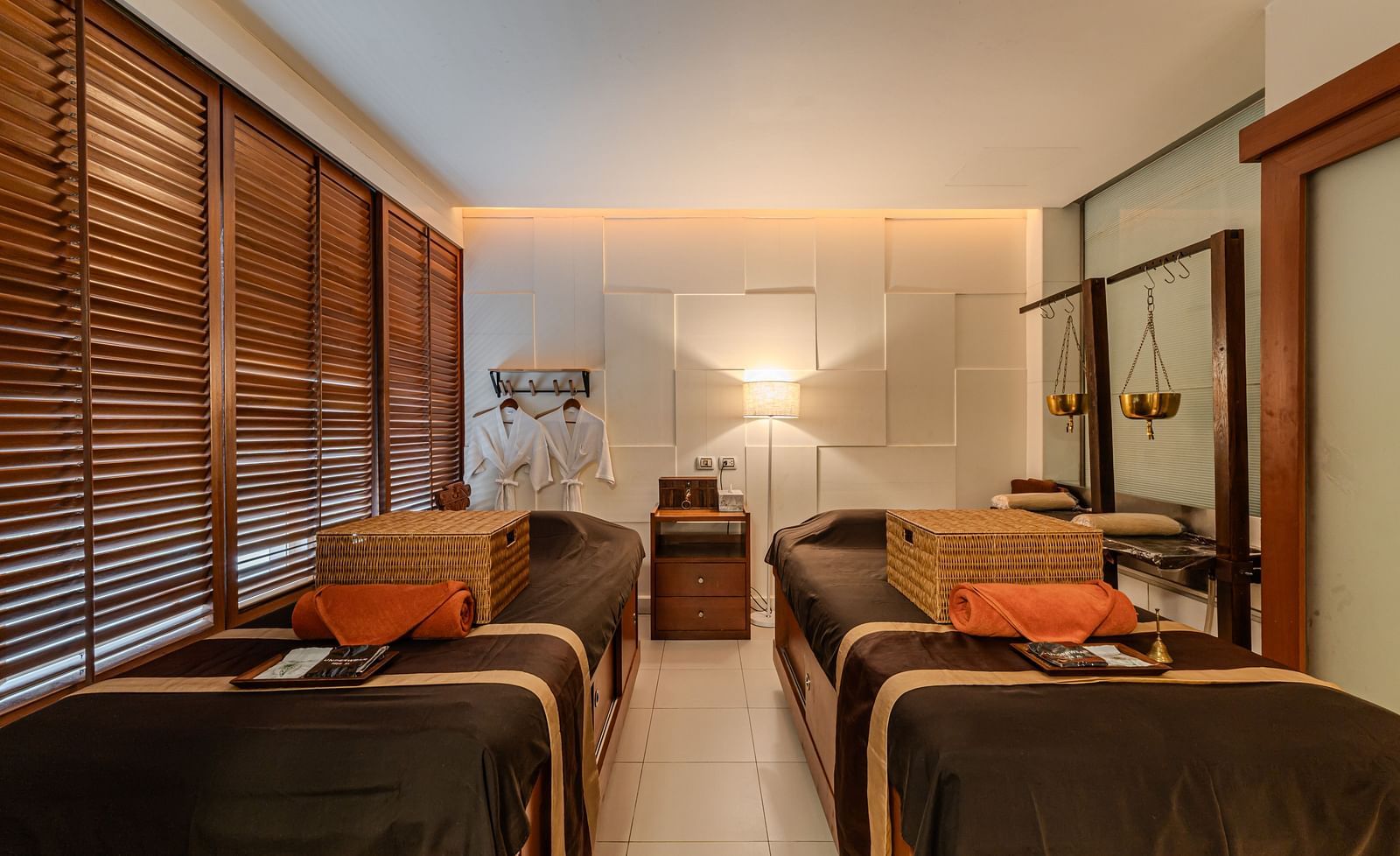 An overview of the massage tables inside Coran Boutique Spa - Night Hotel Bangkok.