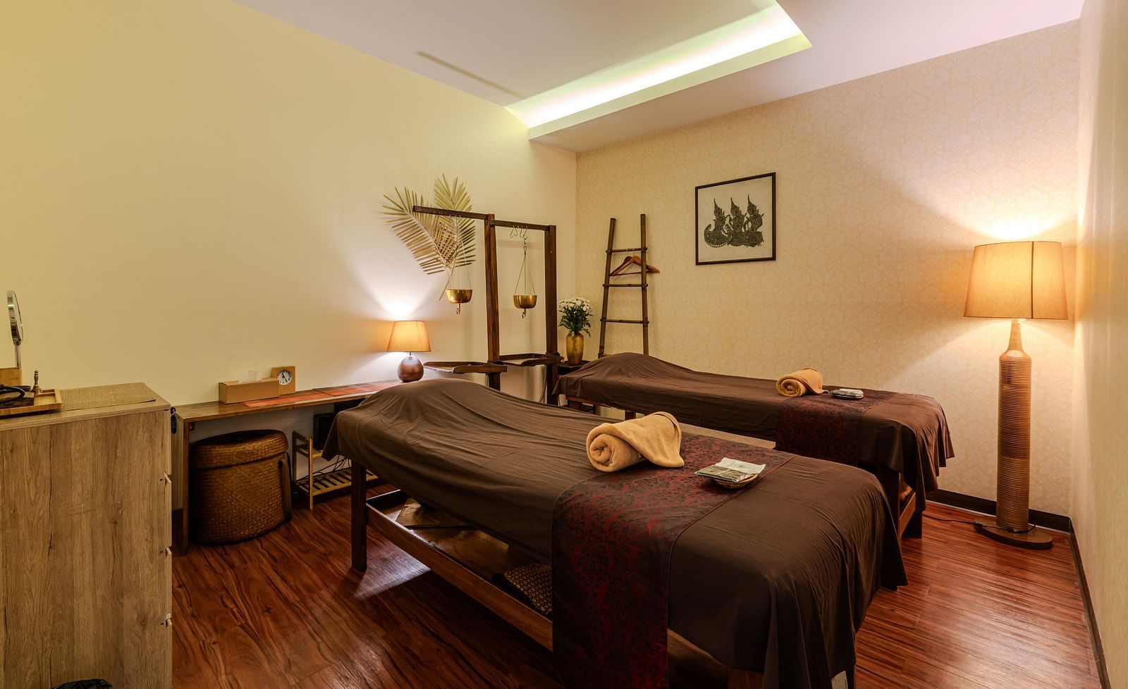 An overview of the massage tables inside Coran Boutique Spa - Night Hotel Bangkok.