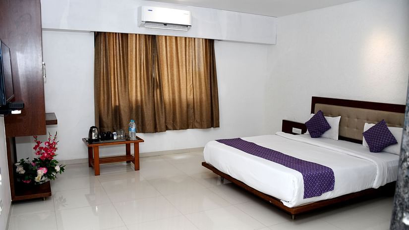 Pushpak Resort, Shirdi - A Division Of  G.S. Kote Patil Ent. Pvt. Ltd. Shirdi DSC