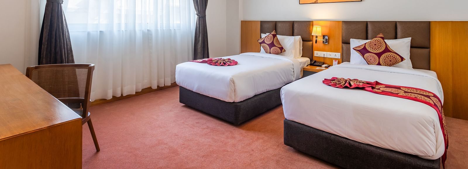 Delxue Twin Room Image Number 1