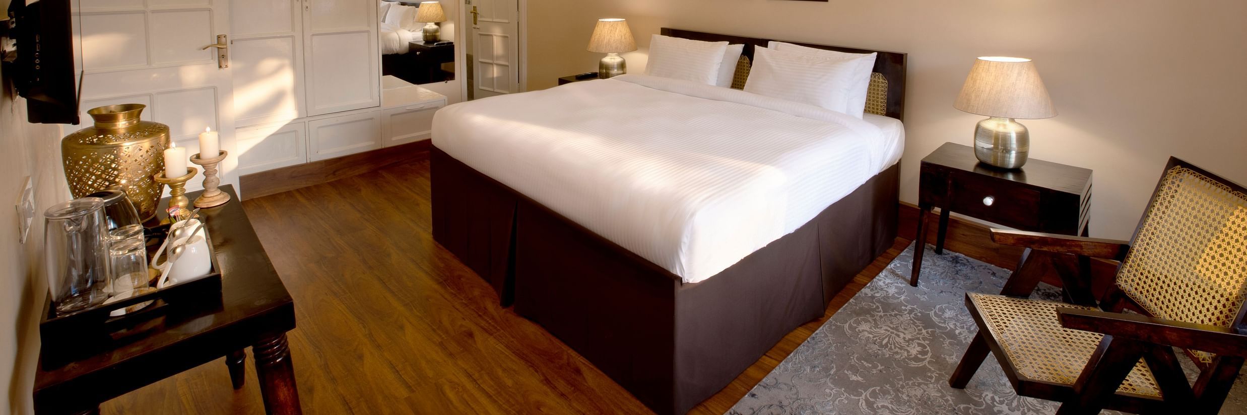 Super Deluxe room is decorated with pleasant hues and modern designs - Lamrin Boutique Cottages Rishikesh
