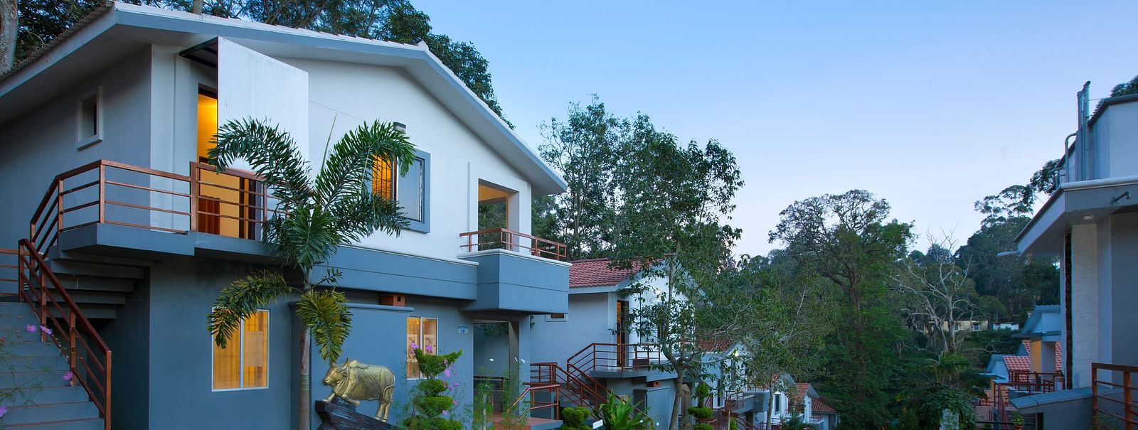 Facade of TGI Star Holiday Resort Yercaud 