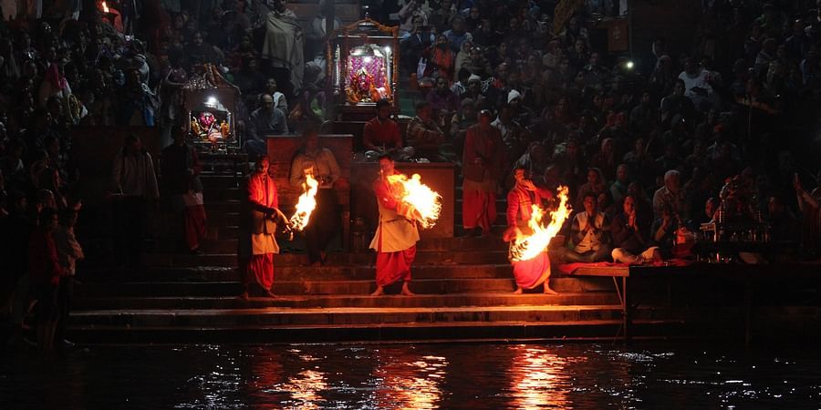 Stunning image of Ganga arti at Haridwar