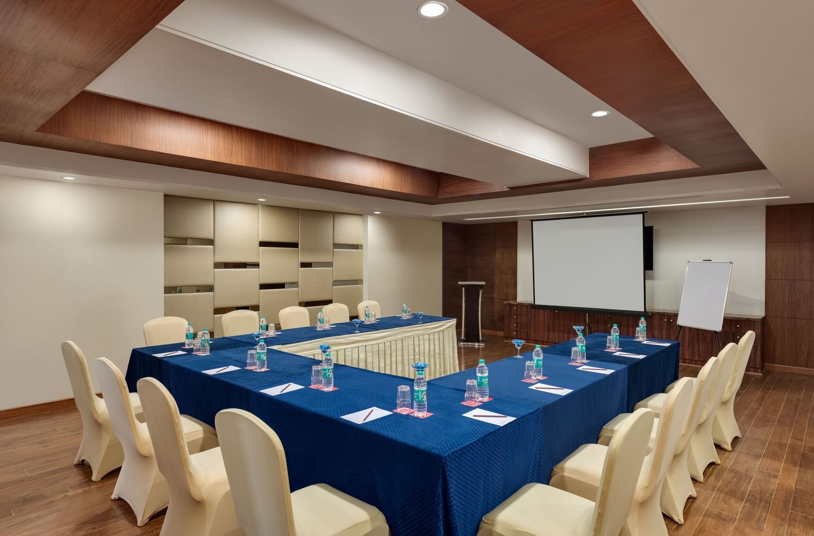 Senate Meeting Room - 1623315