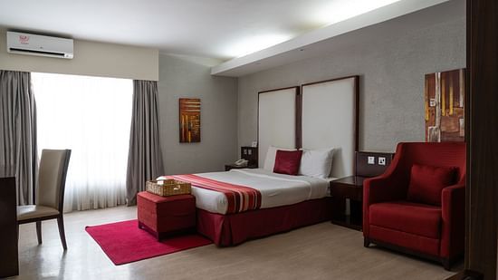 SUPERIOR ROOM