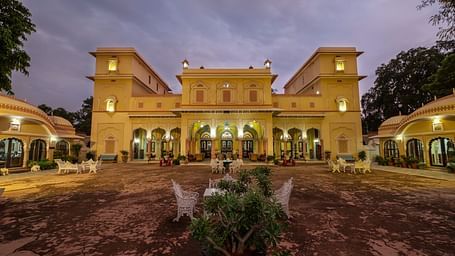A night time view of Hotel Castle Kanota 