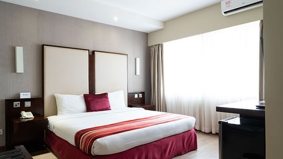 CLUB ROOM BED ROOM