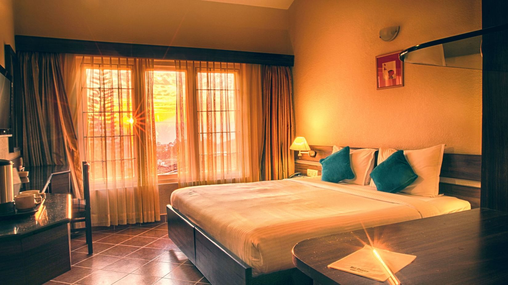 HILL COUNTRY KODAI Resort DELUXE ROOM 5