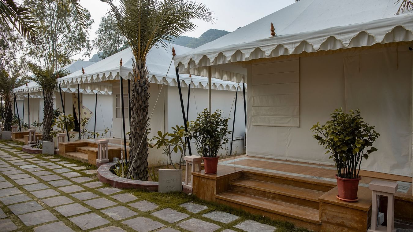 The exterior of our tent suites in Pushkar and the interconnecting path  