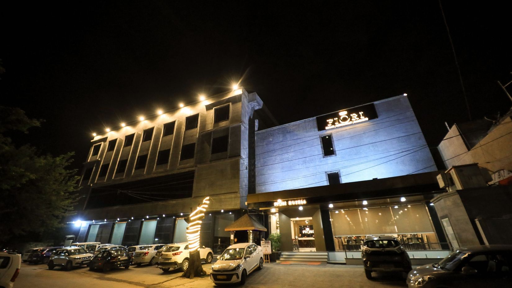Facade of Fiori Hotel, Jaipur at night