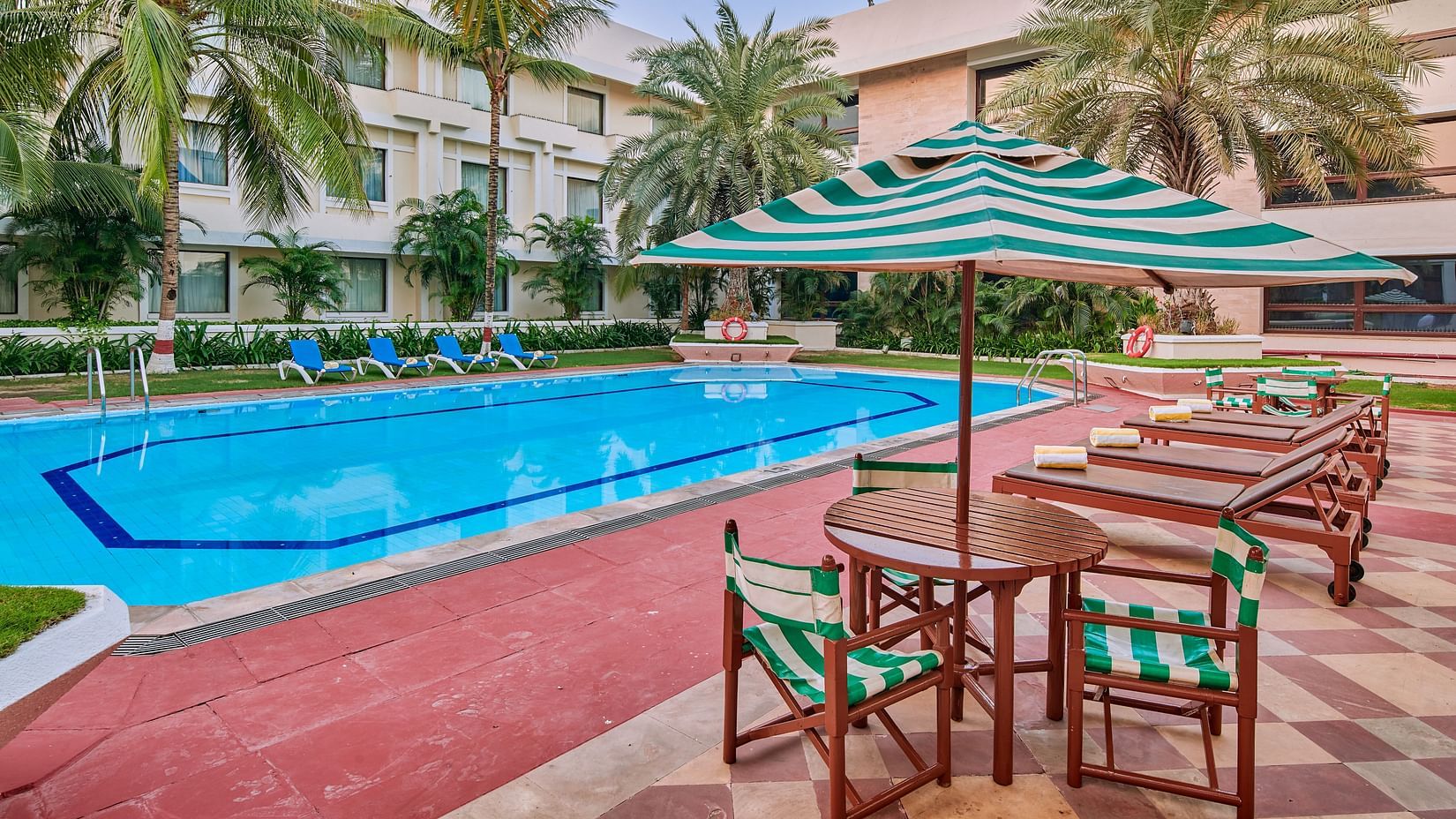 5 star hotel in Ahmedabad - Swimming Pool 
