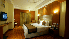 GOLDEN SUITE at Hotel Daspalla Vishakhapatnam 2