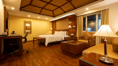 ROYAL SUITE 201 Bed room view