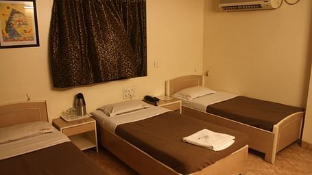  Hotel Shivkrupa, Pune Pune Three Bed Room Hotel Shivkrupa Pune 3