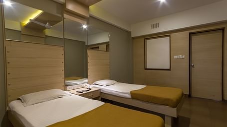 Sandhya Residency Bangalore room comfort deluxe 1 sandhya residency hotel bangalore