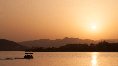 rowan-heuvel-1pq0xwgCBb4-unsplash