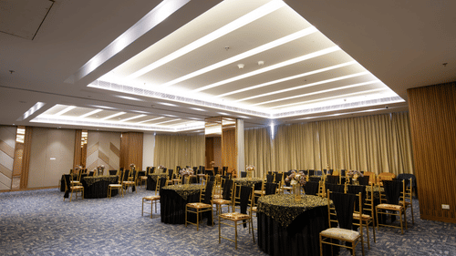 Topaz Hall at Hometel Alambagh, Lucknow 3