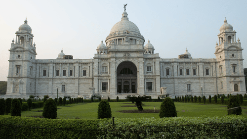 the white exterior of Victoria Memorial